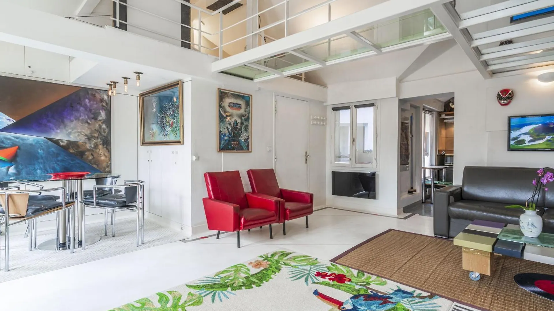Loft Central Paris Apartment